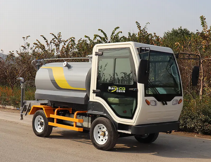 <font color='#0033CC'>電動四輪灑水車X20</font>
